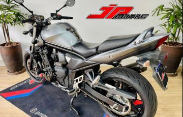 Suzuki Bandit 650 - Foto #4