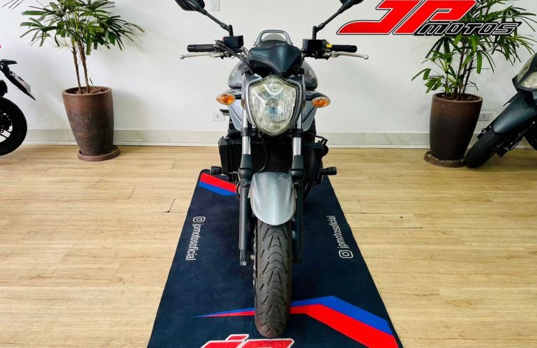 Suzuki Bandit 650 - Foto #7