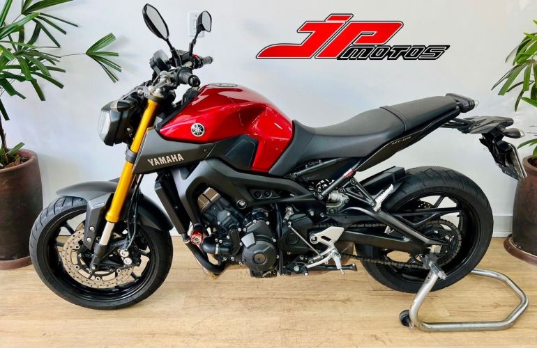 Yamaha MT 09 - Foto #5
