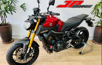 Yamaha MT 09 - Foto #6