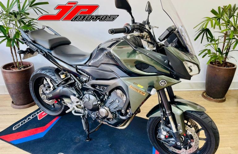 Yamaha MT 09 Tracer - Foto #1