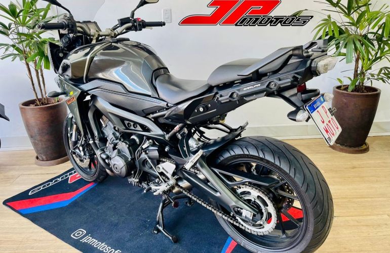 Yamaha MT 09 Tracer - Foto #4