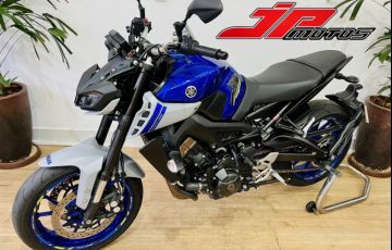 Yamaha MT 09 - Foto #6