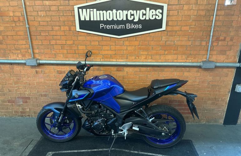 Yamaha MT 03 (ABS) - Foto #1