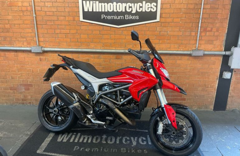 Ducati Hypermotard 821 - Foto #1