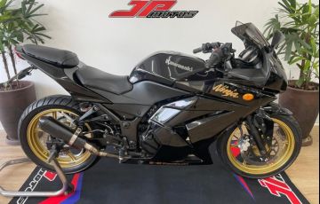 Kawasaki Ninja 250R - Foto #4