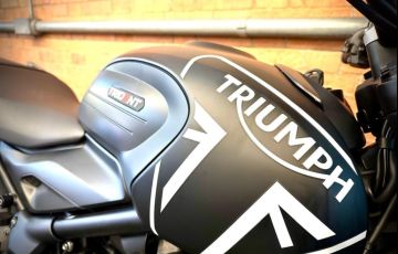 Triumph Trident 660 - Foto #10