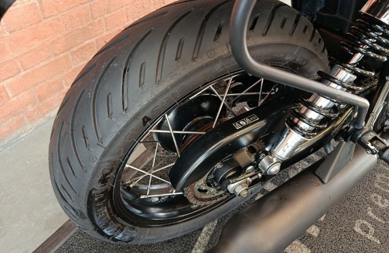 Triumph Bonneville T120 Black 1200 - Foto #4