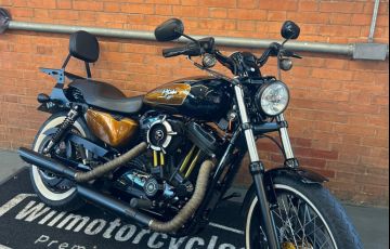 Harley-Davidson Sportster Xl 883 Custom