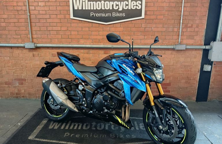 Suzuki Gsx S 750az - Foto #1