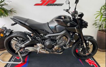 Yamaha MT 09 - Foto #2