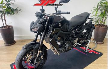 Yamaha MT 09 - Foto #7