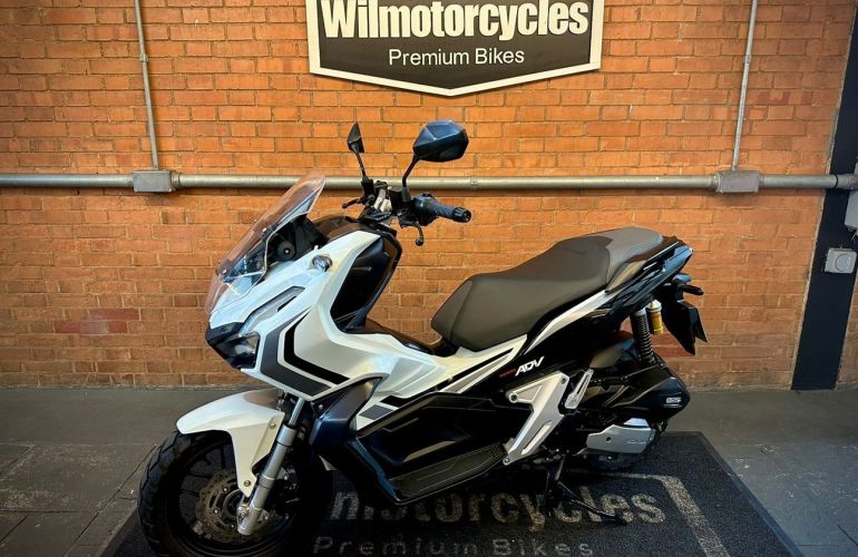 Honda ADV 150 - Foto #8