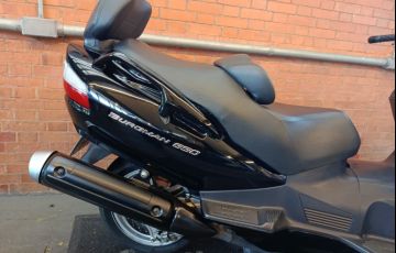 Suzuki Burgman 650 - Foto #10