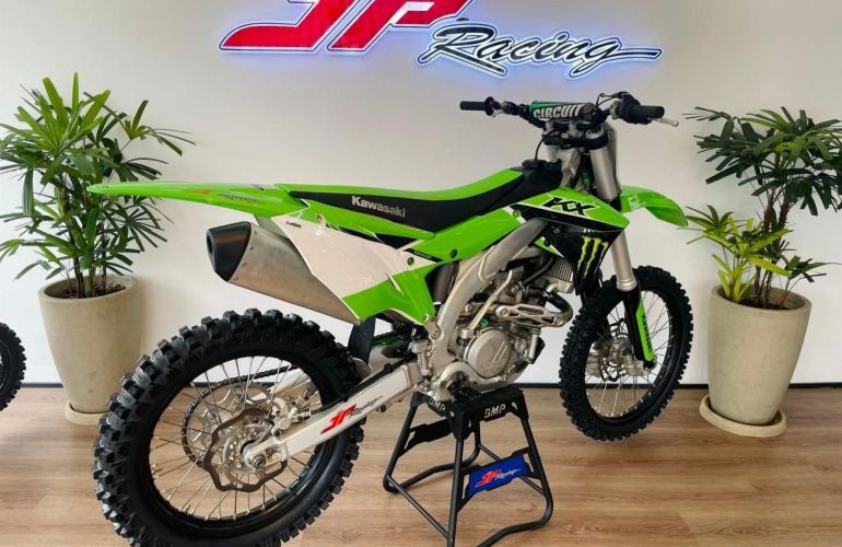 Kawasaki KX 450F - Foto #7