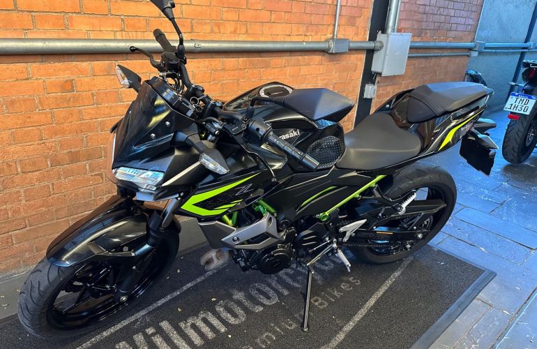 Kawasaki Ninja 300 - Foto #2