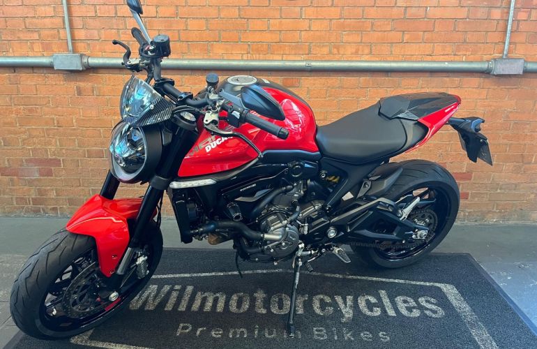 Ducati Monster 937 - Foto #1