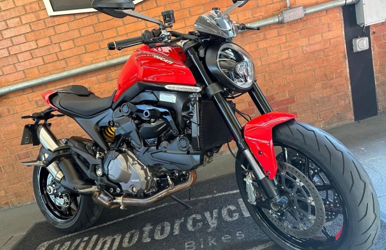 Ducati Monster 937 - Foto #2