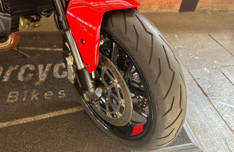 Ducati Monster 937 - Foto #6