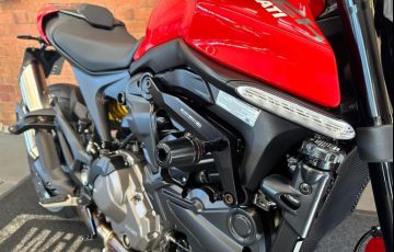 Ducati Monster 937 - Foto #8