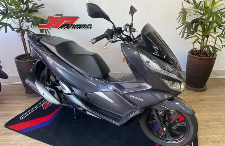 Honda Pcx 150 DLX - Foto #1