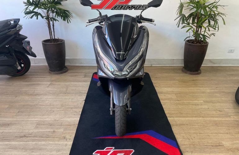 Honda Pcx 150 DLX - Foto #4