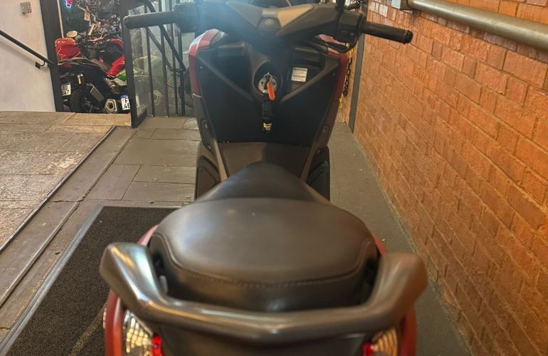 Yamaha NMax 160 ABS - Foto #3