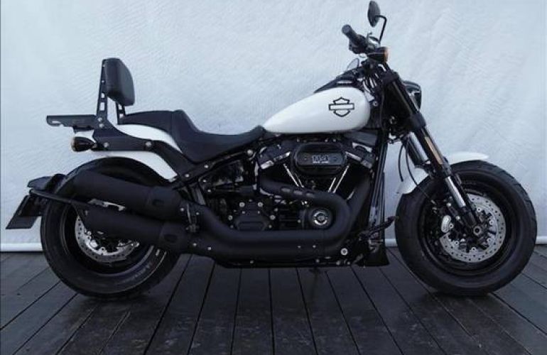 Harley-Davidson Dyna Fat Bob 114 - Foto #1