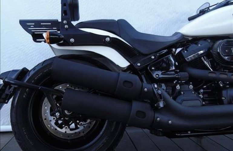 Harley-Davidson Dyna Fat Bob 114 - Foto #4