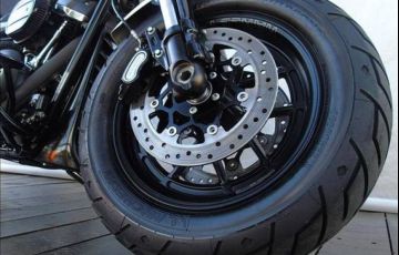 Harley-Davidson Dyna Fat Bob 114 - Foto #7