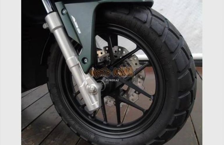Honda ADV 150 - Foto #6