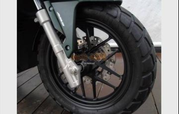 Honda ADV 150 - Foto #6