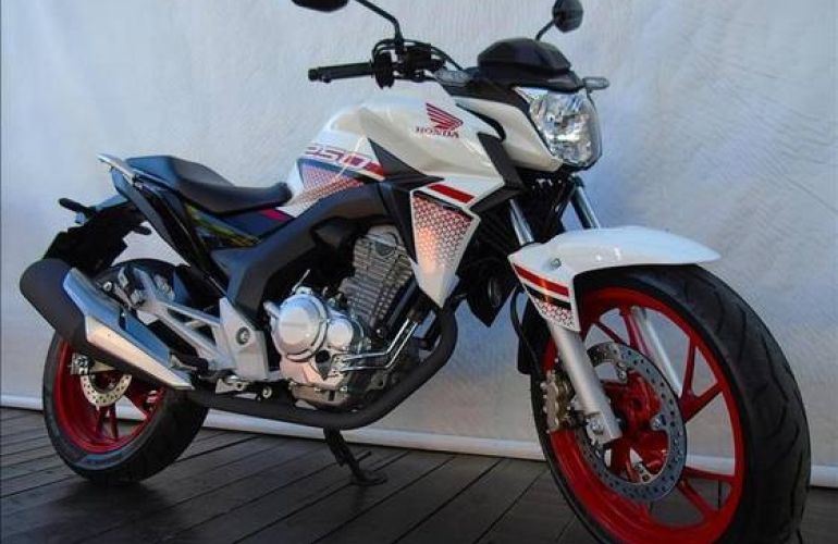 Honda Cb Twister - Foto #2
