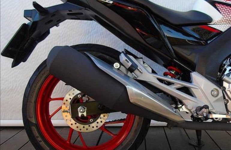 Honda Cb Twister - Foto #4