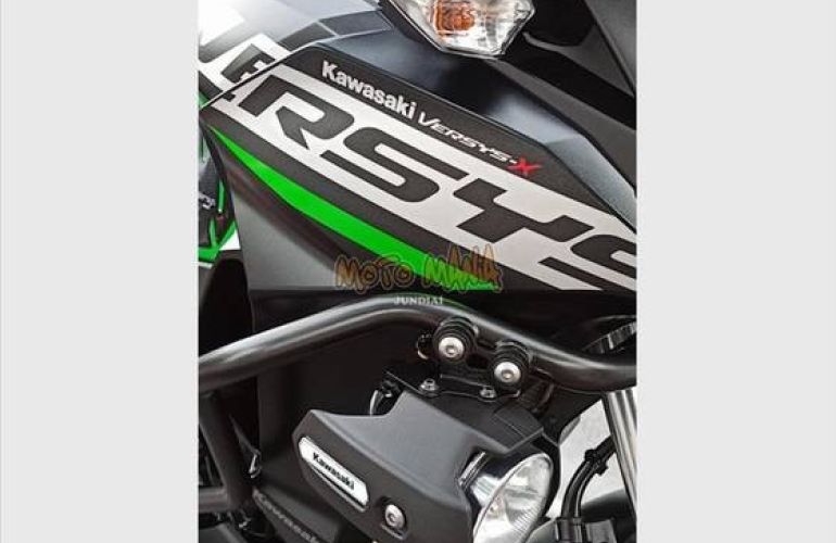 Kawasaki Versys-X 300 Tourer (ABS) - Foto #9