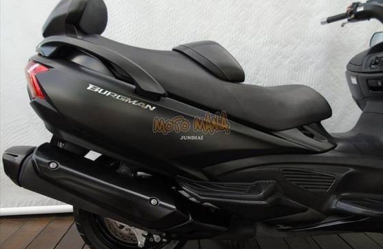 Suzuki Burgman 650 Executive - Foto #4