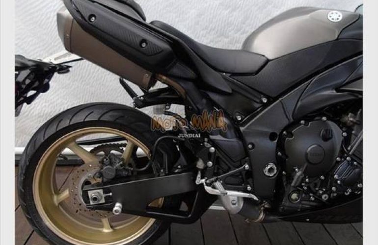Yamaha YZF R1 - Foto #4