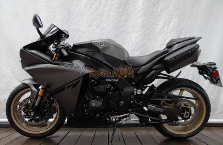 Yamaha YZF R1 - Foto #6