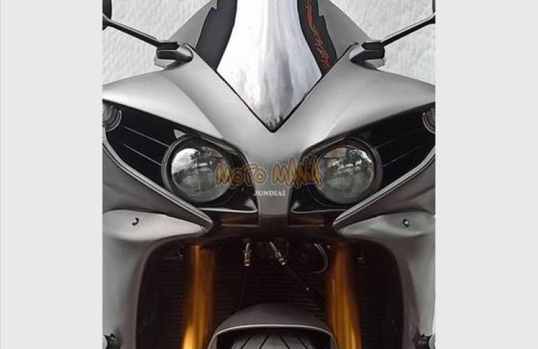 Yamaha YZF R1 - Foto #8