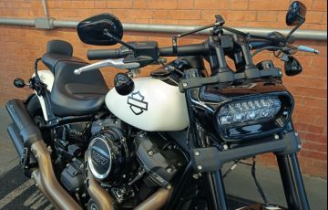 Harley-Davidson Softail Fat Bob 107 - Foto #9