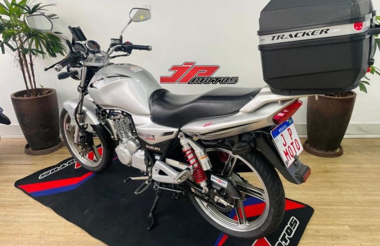 Suzuki GSR 150i - Foto #3
