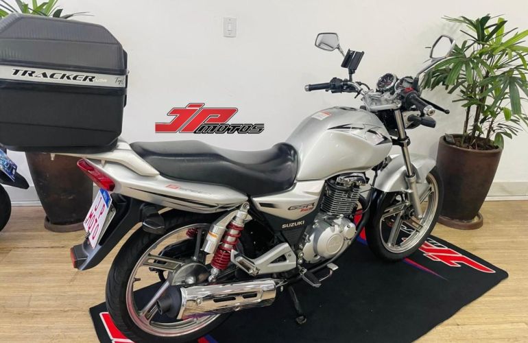 Suzuki GSR 150i - Foto #8