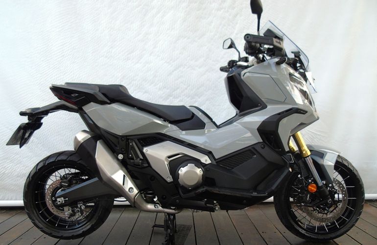 Honda X-adv - Foto #1