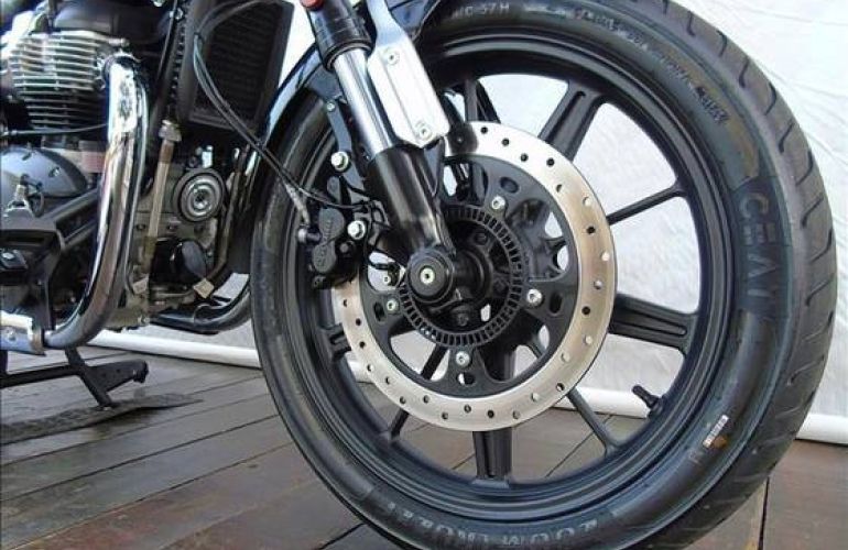 Royal Enfield Meteor 650 Interstellar - Foto #7
