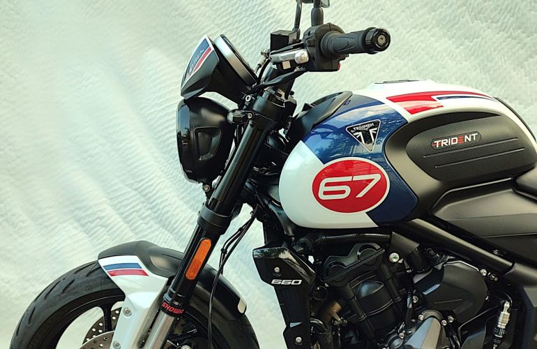 Triumph Trident Tribute - Foto #10