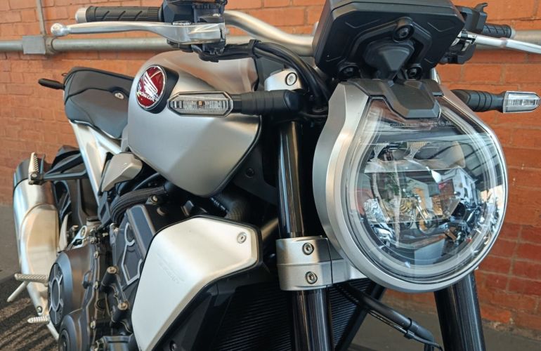 Honda Cb 1000R (ABS) - Foto #10