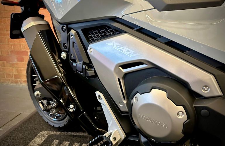 Honda X-adv - Foto #3