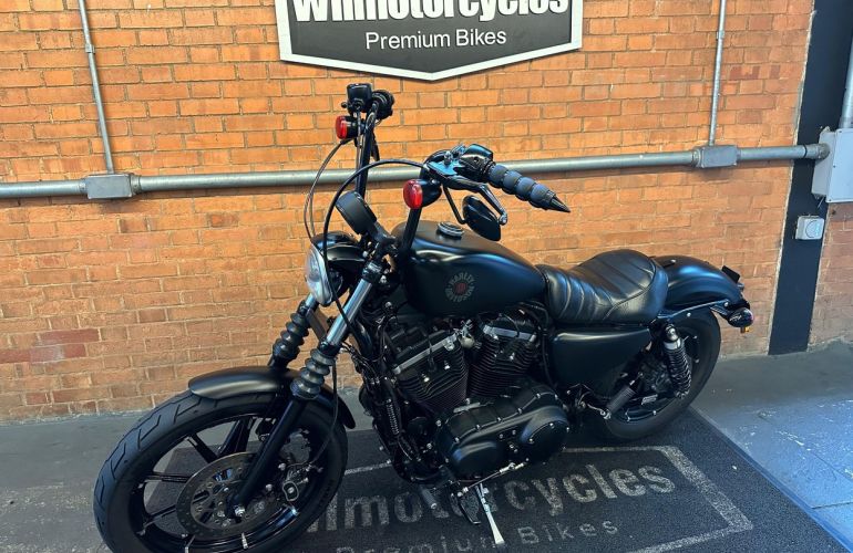 Harley-Davidson Sportster Xl 883 N Iron - Foto #1