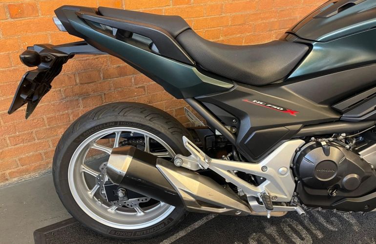 Honda NC 750X (ABS) - Foto #9