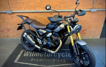 Triumph Scrambler 400 X